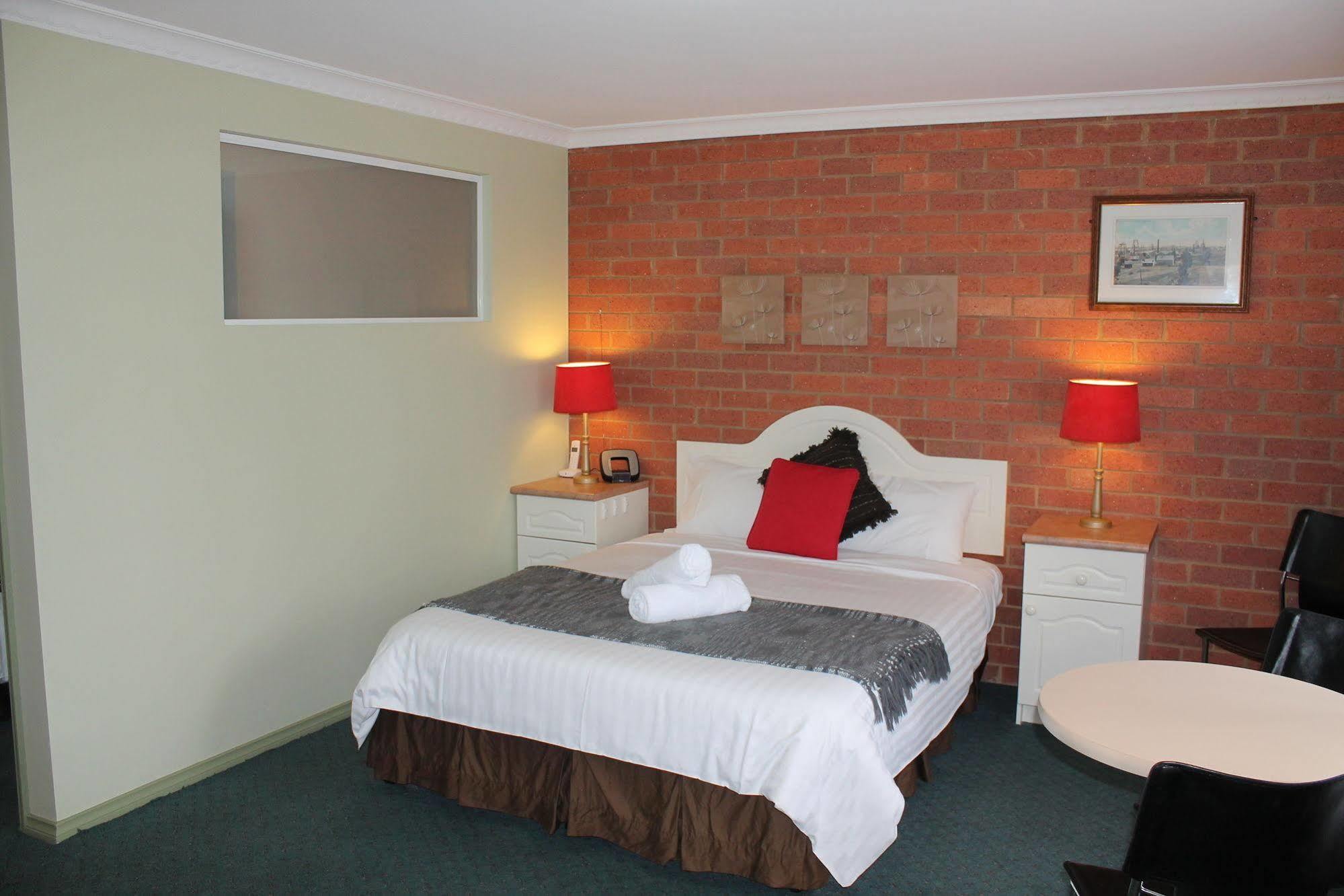 Bendigo Goldfields Motor Inn Екстер'єр фото