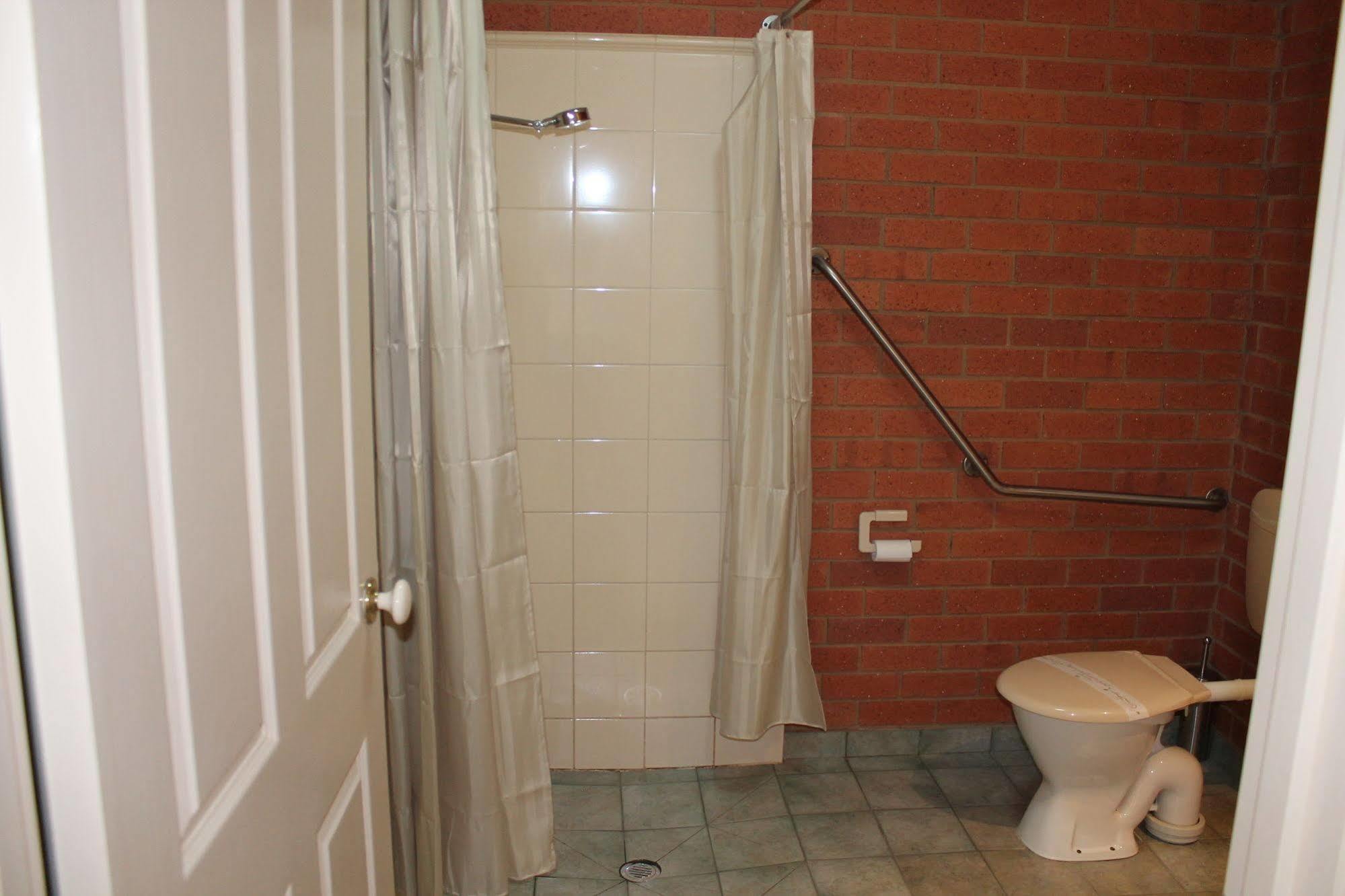 Bendigo Goldfields Motor Inn Екстер'єр фото