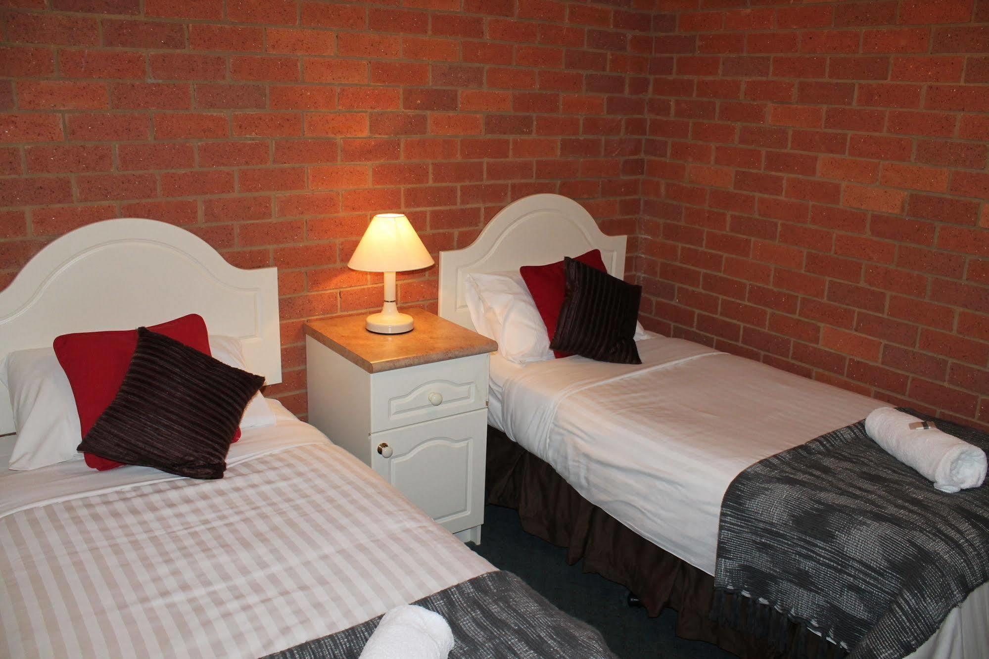 Bendigo Goldfields Motor Inn Екстер'єр фото