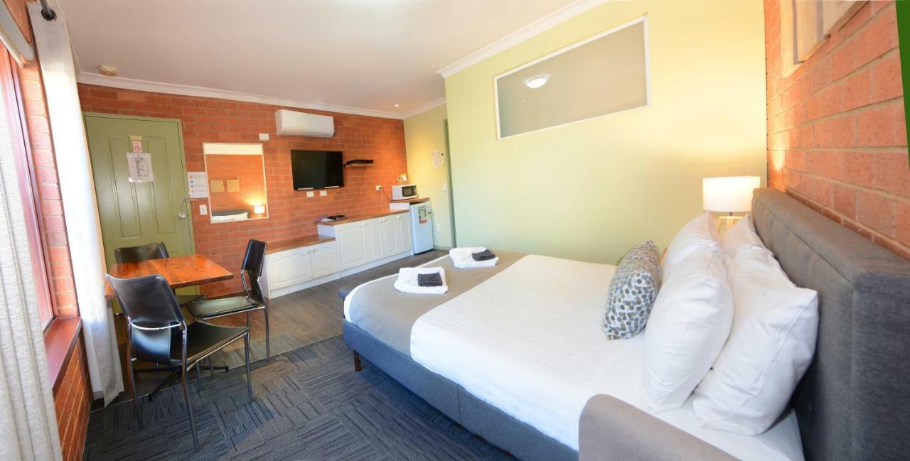 Bendigo Goldfields Motor Inn Екстер'єр фото
